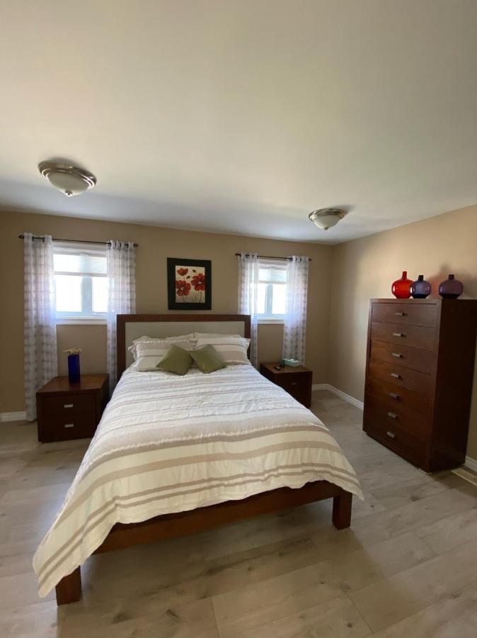 Villa Rocky Harbour Oceanfront Exterior foto